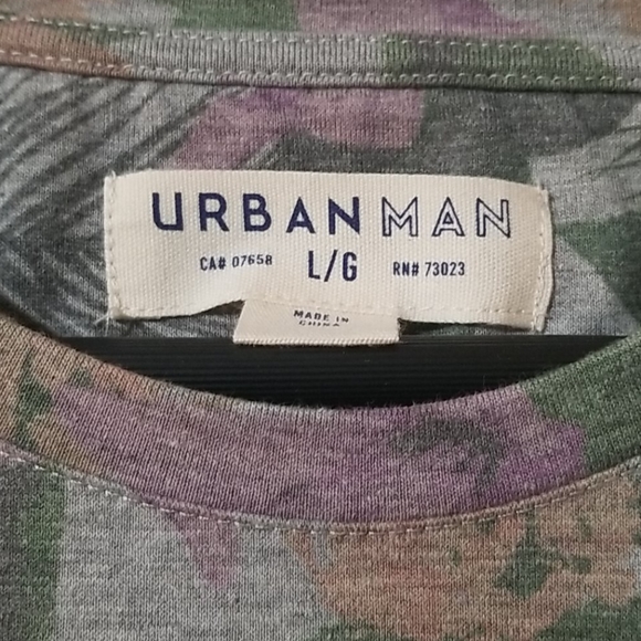 NWT male tshirt! - Picture 2 of 2